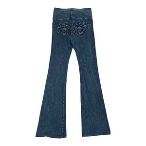 T Party Flared Yoga Leggings - Size Large